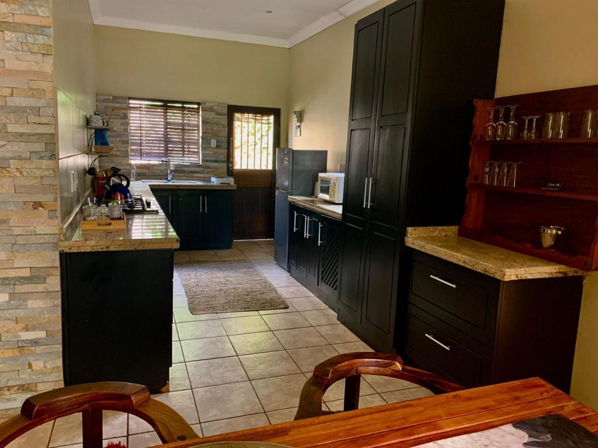 Douglas Villas Tzaneen Exterior photo